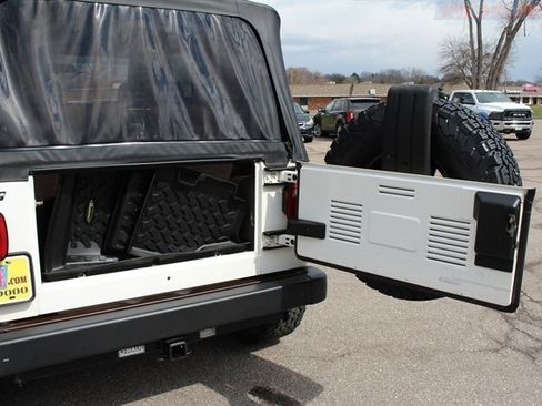 Used 2006 Jeep Wrangler Sport w/ 30" Tire & Wheel Group image 25