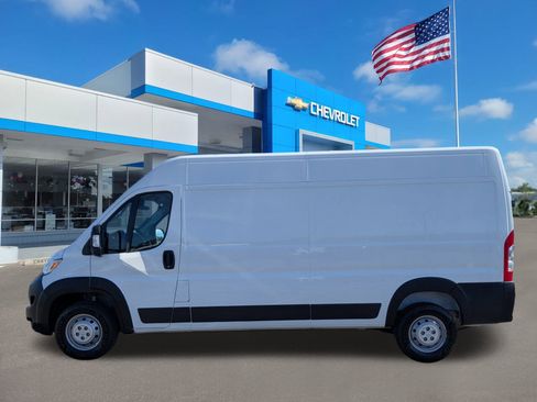 Used 2023 RAM ProMaster 2500 image 7