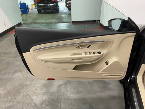 Used 2016 Volkswagen Eos Komfort FWD image 37