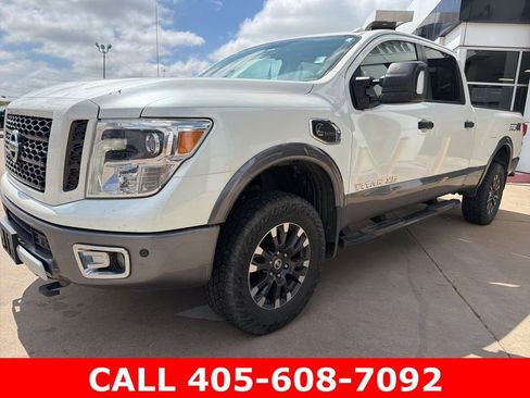 Used 2018 Nissan Titan PRO-4X w/ Pro-4x Utility Package AWD/4WD image 6