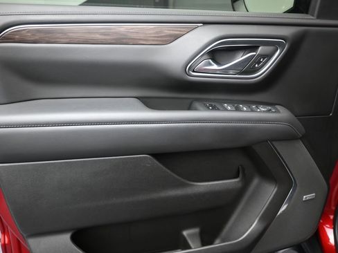 Used 2022 Chevrolet Tahoe Z71 w/ Luxury Package image 13