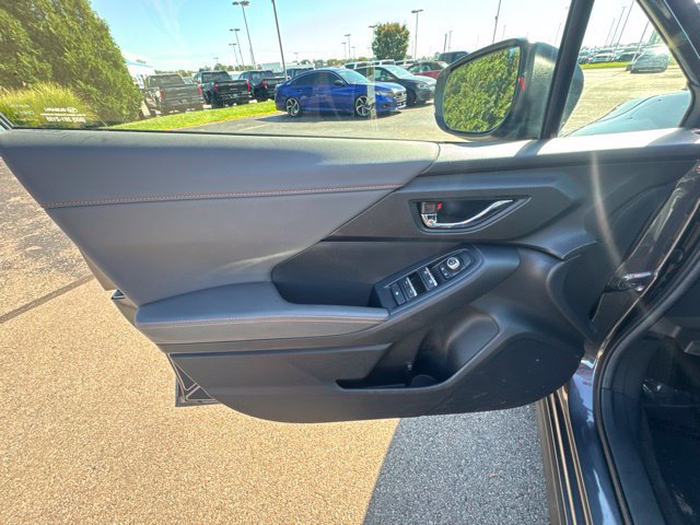 Certified 2024 Subaru Crosstrek 2.5i Limited w/ Crosstrek Mirror Package AWD/4WD image 12