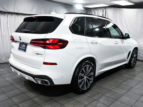 Used 2026 BMW X5 xDrive40i AWD/4WD image 6