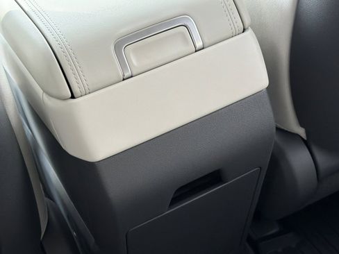 New 2026 Hyundai Santa Fe SE image 15