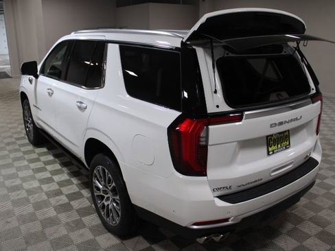 New 2026 GMC Yukon Denali w/ Denali Reserve Package AWD/4WD image 14