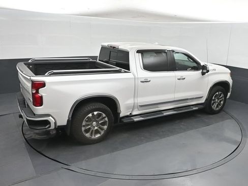 Used 2024 Chevrolet Silverado 1500 High Country w/ Z71 Off-Road Package AWD/4WD image 43