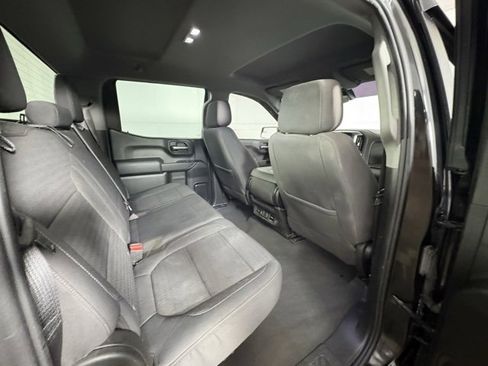 Used 2021 Chevrolet Silverado 1500 LT image 10