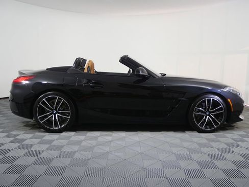 Used 2023 BMW Z4 sDrive30i w/ Premium Package RWD image 2