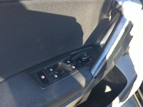 Used 2019 Volkswagen Tiguan S w/ Driver Assistance Package image 13