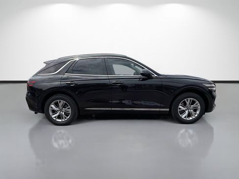 Used 2022 Genesis GV70 2.5T AWD/4WD image 2