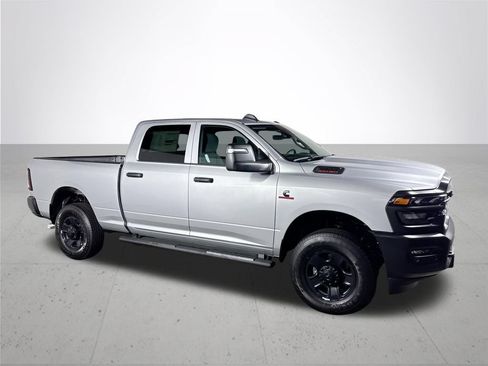New 2026 RAM 3500 Tradesman AWD/4WD image 4