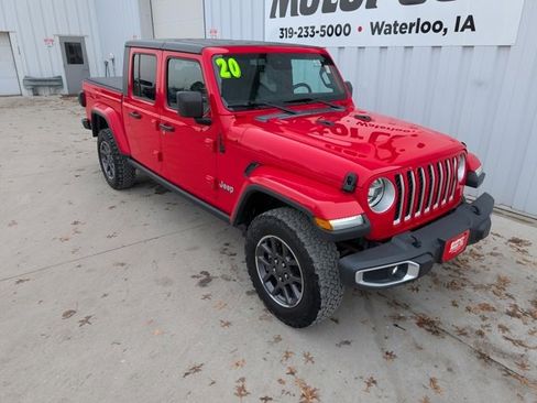 Used 2020 Jeep Gladiator Overland image 8