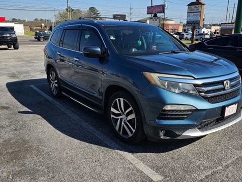 Used 2016 Honda Pilot Elite image 1