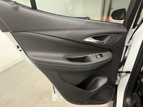 Used 2022 Buick Encore GX Preferred w/ Cold Weather Comfort Package image 21