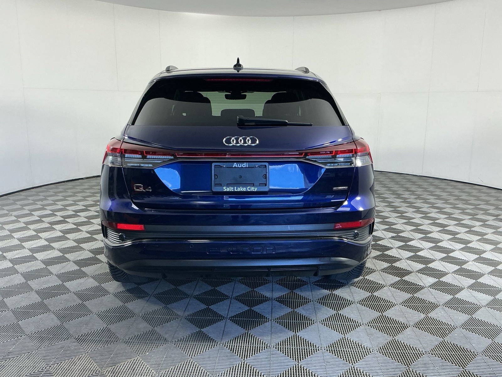Used 2023 Audi Q4 e-tron Premium w/ Convenience Package AWD/4WD image 7