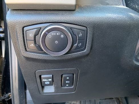 Used 2020 Ford F150 Lariat AWD/4WD image 13