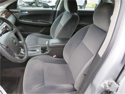 Used 2015 Chevrolet Impala Limited LS image 19
