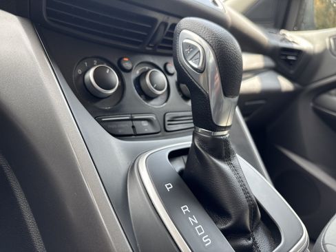 Used 2013 Ford Escape SE FWD image 25