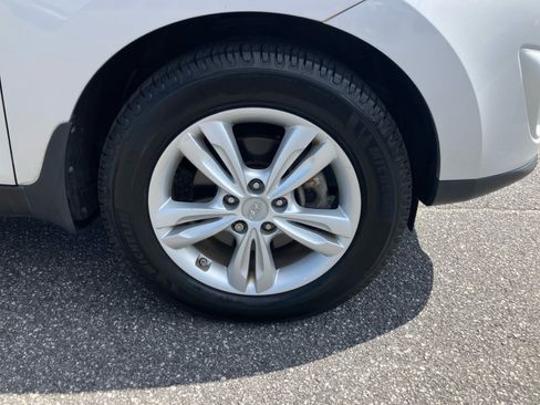 Used 2013 Hyundai Tucson GLS AWD/4WD image 29