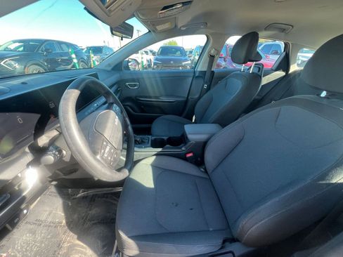 Used 2025 Kia K4 FWD image 27