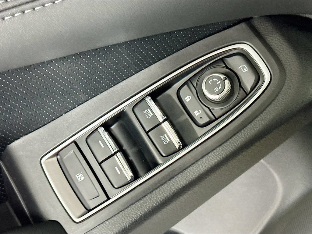 New 2026 Subaru Ascent Limited AWD/4WD image 16