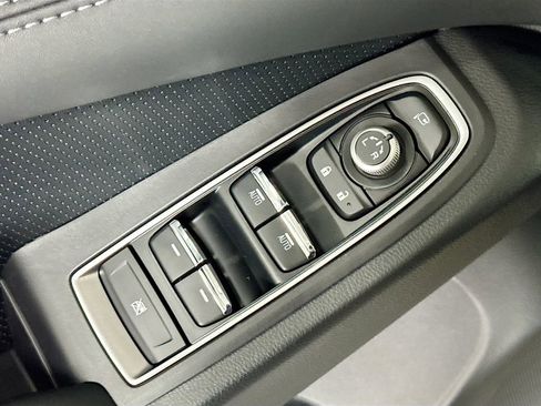 New 2026 Subaru Ascent Limited AWD/4WD image 16