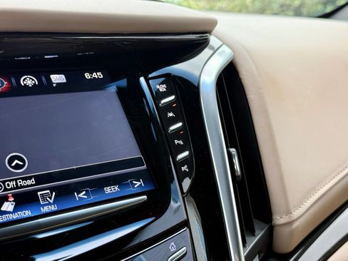 Used 2018 Cadillac Escalade ESV Platinum AWD/4WD image 48