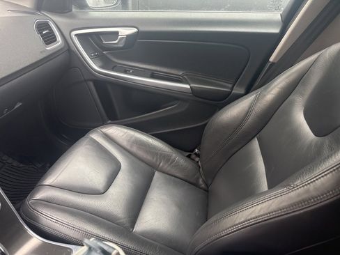 Used 2014 Volvo S60 T5 image 14