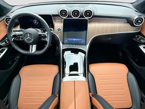 Used 2024 Mercedes-Benz GLC 300 GLC 300 image 13