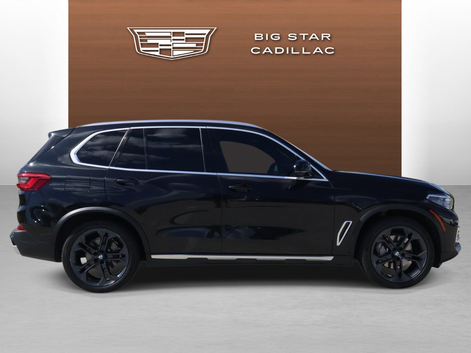 Used 2019 BMW X5 xDrive40i w/ Executive Package AWD/4WD image 6