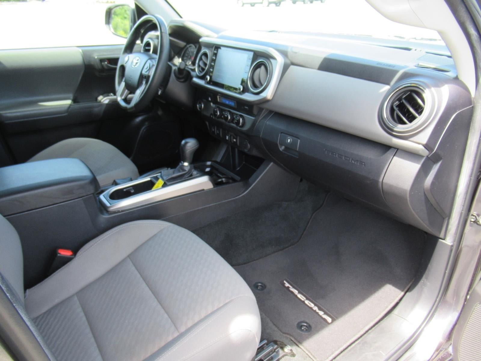 Used 2023 Toyota Tacoma SR5 w/ Technology Package RWD image 12