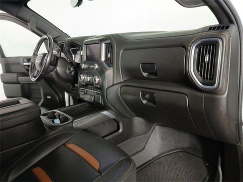 Used 2021 GMC Sierra 1500 AT4 w/ AT4 Premium Package image 11