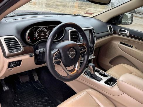 Used 2017 Jeep Grand Cherokee Limited image 13