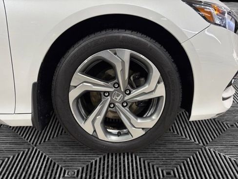 Used 2018 Honda Accord EX-L image 31