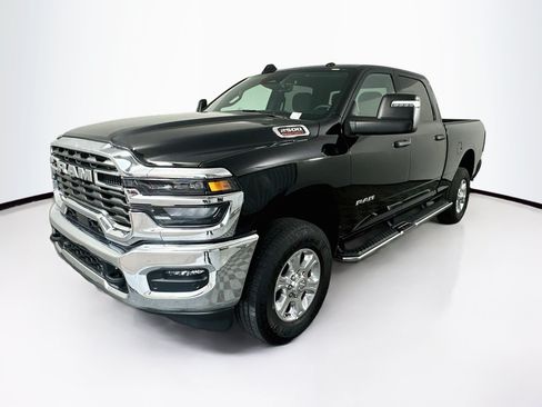 Used 2026 RAM 2500 Big Horn AWD/4WD image 3