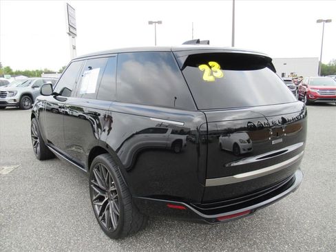 Used 2023 Land Rover Range Rover SE AWD/4WD image 5