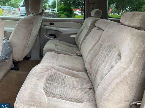Used 2002 Chevrolet Suburban LS RWD image 13