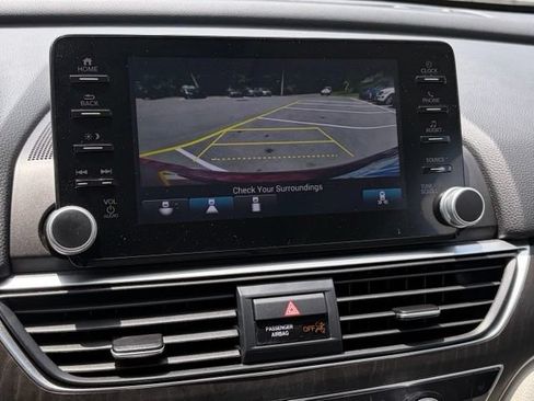 Used 2020 Honda Accord EX image 3