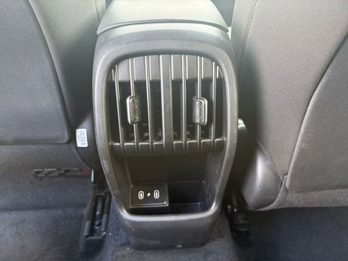 Used 2025 Hyundai Kona SEL image 25