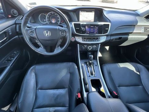 Used 2014 Honda Accord Touring image 20