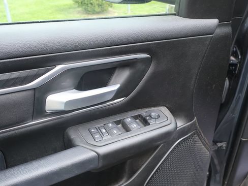 Used 2025 RAM 1500 Big Horn AWD/4WD image 19