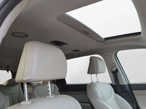 Used 2021 Hyundai Palisade SEL w/ Premium Package image 14