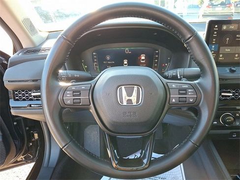 Used 2023 Honda Accord EX-L image 19