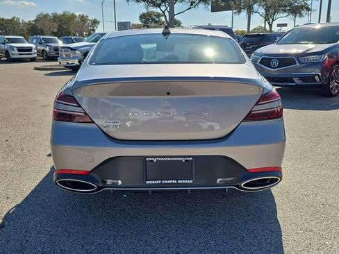 Used 2025 Genesis G70 2.5T image 7