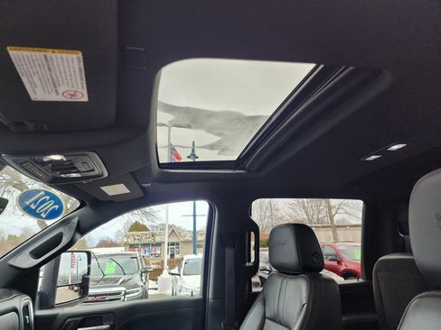 Used 2021 Chevrolet Silverado 2500 High Country w/ Z71 Off-Road Package image 32