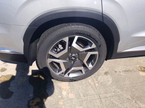 Used 2023 Hyundai Palisade Limited w/ Cargo Package image 24