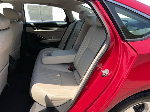 Used 2018 Honda Accord EX-L image 16