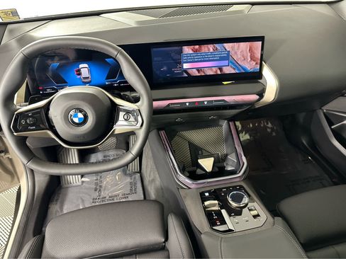 Certified 2025 BMW X3 xDrive30i w/ Convenience Package image 12