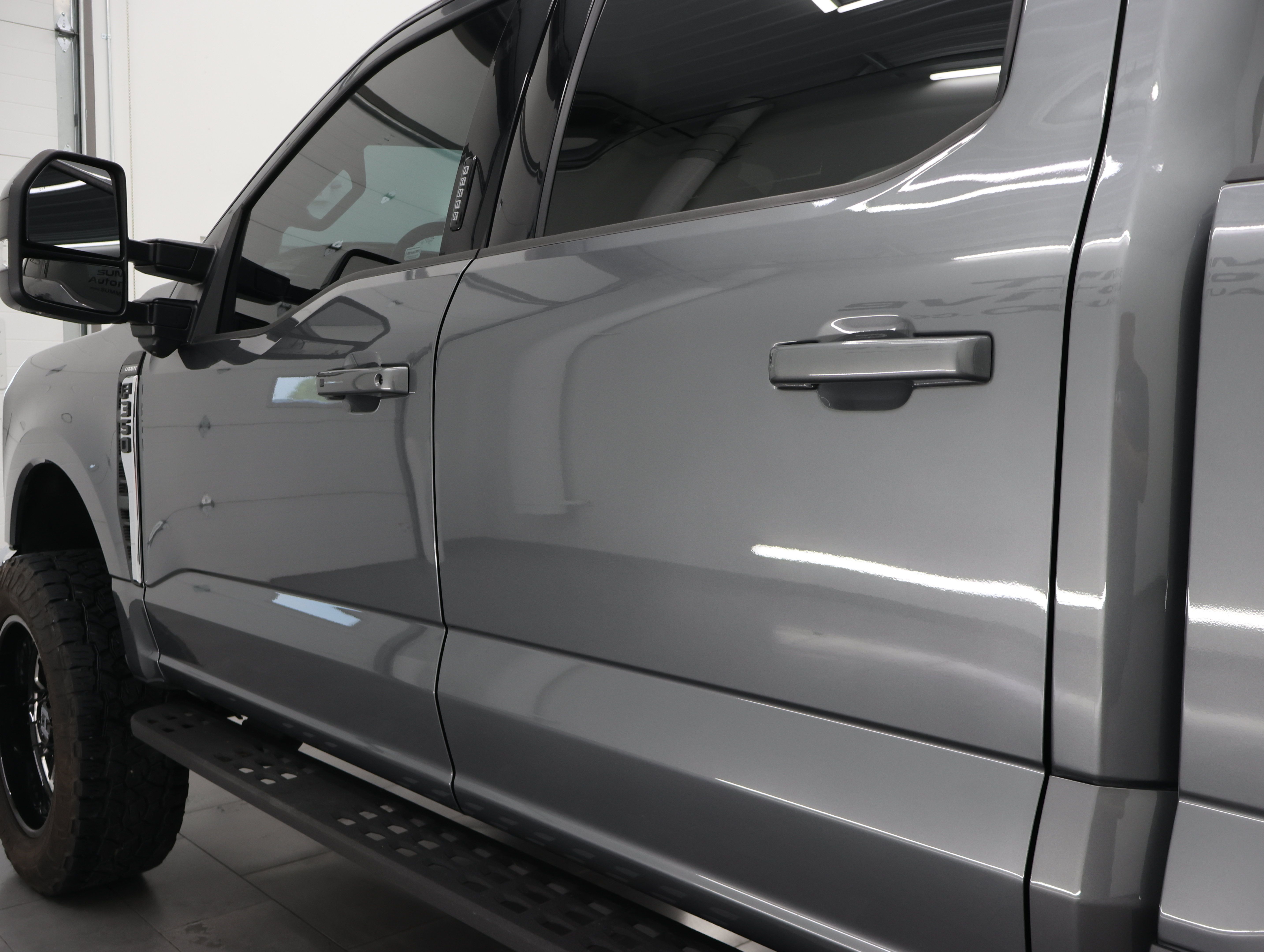 Used 2024 Ford F350 Lariat w/ Tremor Off-Road Package AWD/4WD image 36