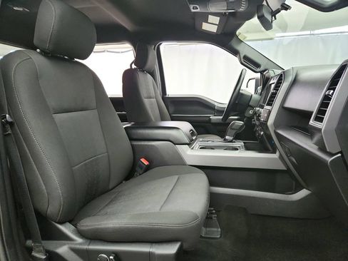 Used 2018 Ford F150 XLT w/ Equipment Group 302A Luxury AWD/4WD image 25